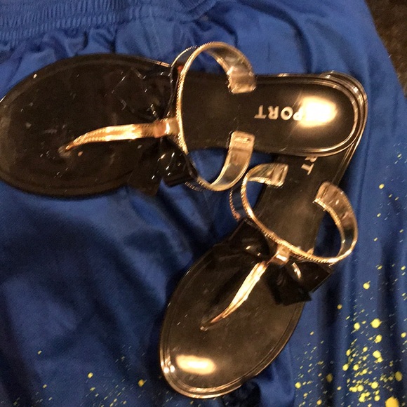 Report Shoes - Report Black and Gold Sandals